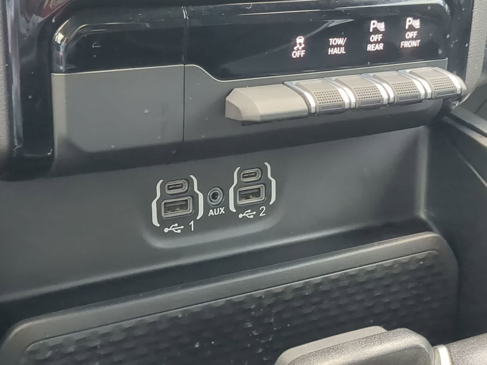 Thumbnail: 2023 RAM 1500 - 30