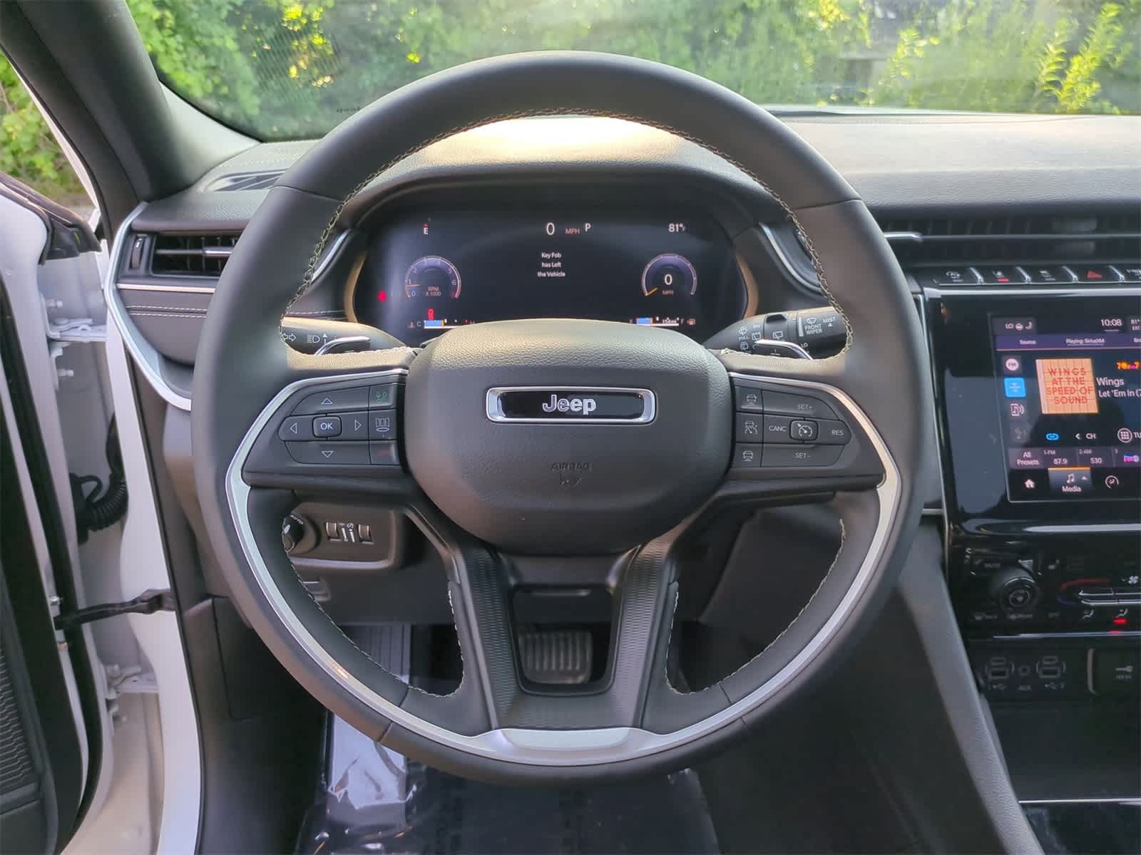 Thumbnail: 2024 Jeep Grand Cherokee L - 21