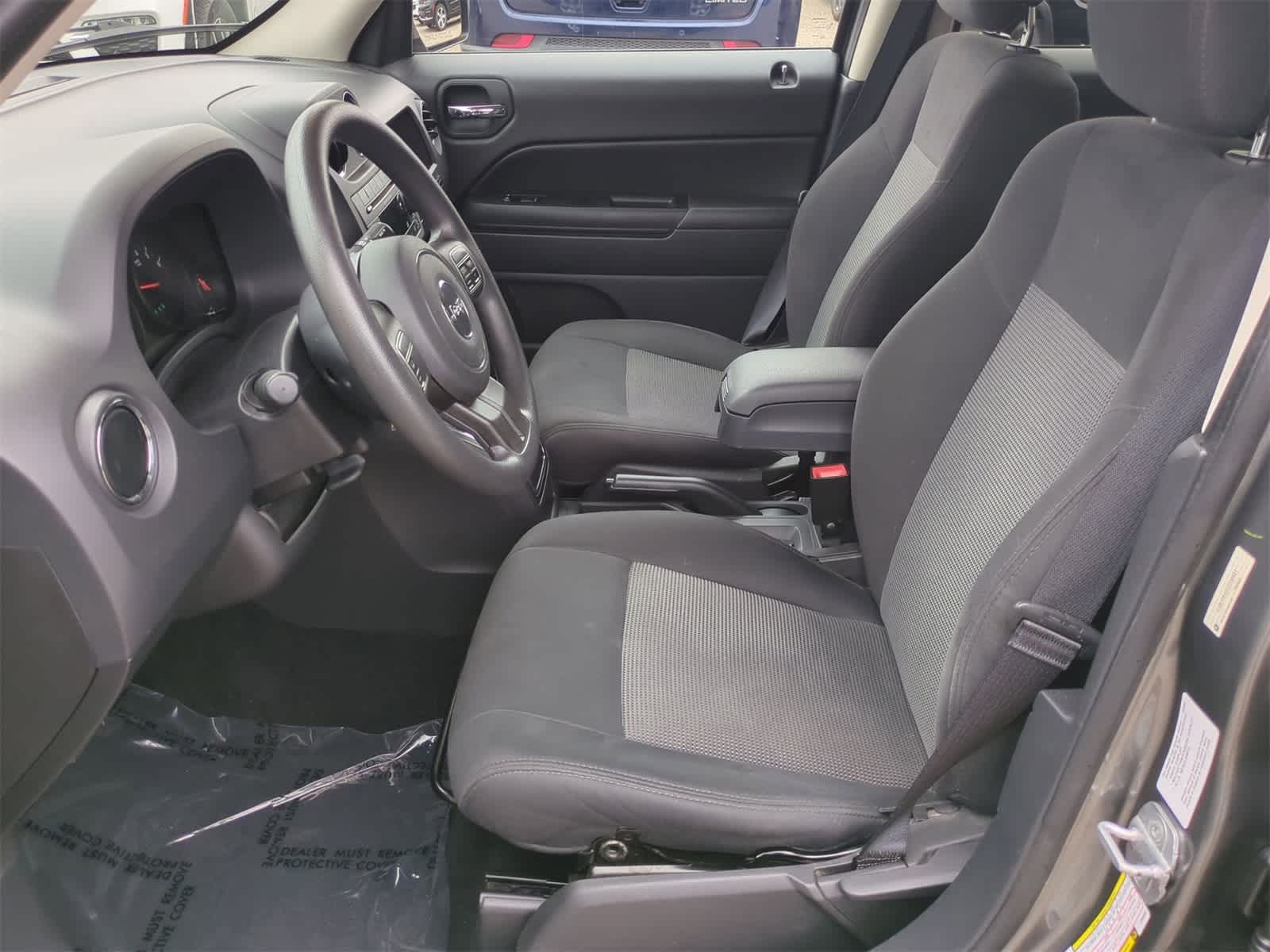 Thumbnail: 2012 Jeep Patriot - 15
