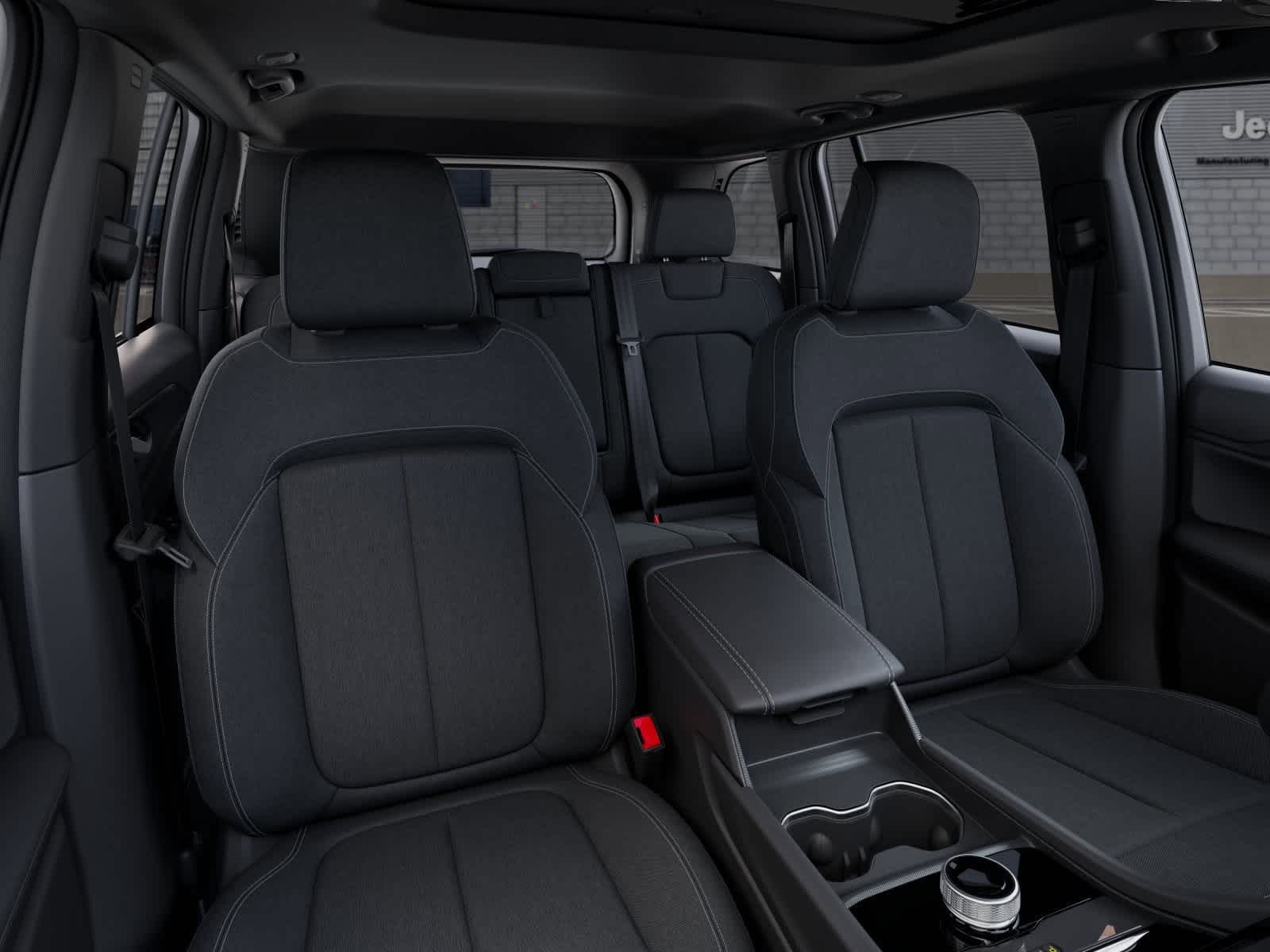 Thumbnail: 2025 Jeep Grand Cherokee - 16