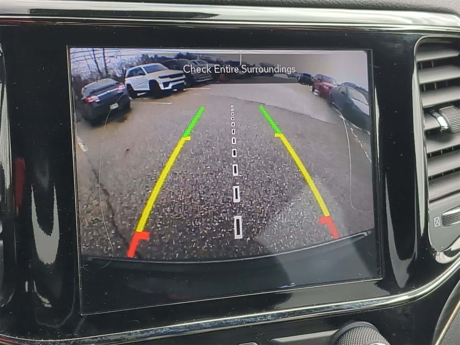 Thumbnail: 2020 Jeep Grand Cherokee - 35