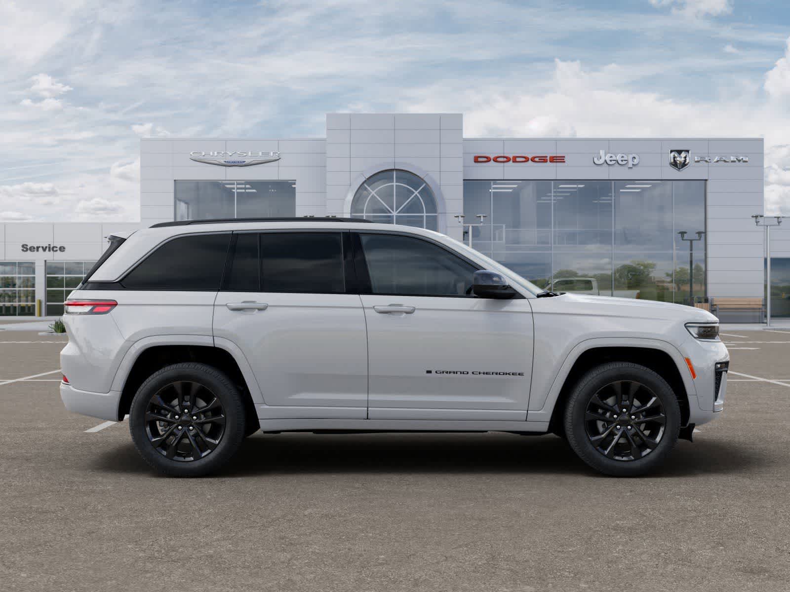 Thumbnail: 2026 Jeep Grand Cherokee - 21