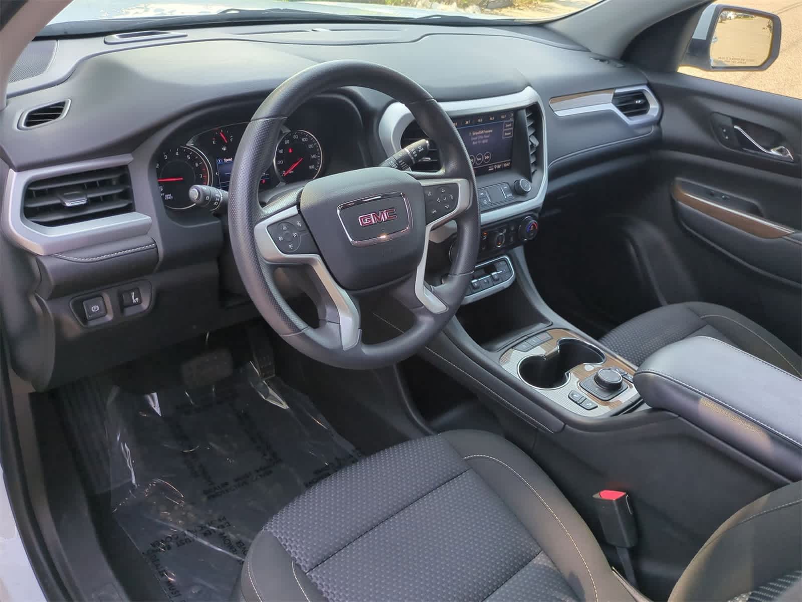 Thumbnail: 2023 GMC Acadia - 10