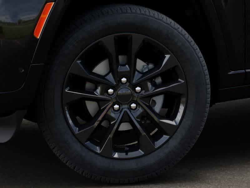 Thumbnail: 2026 Jeep Grand Cherokee - 8