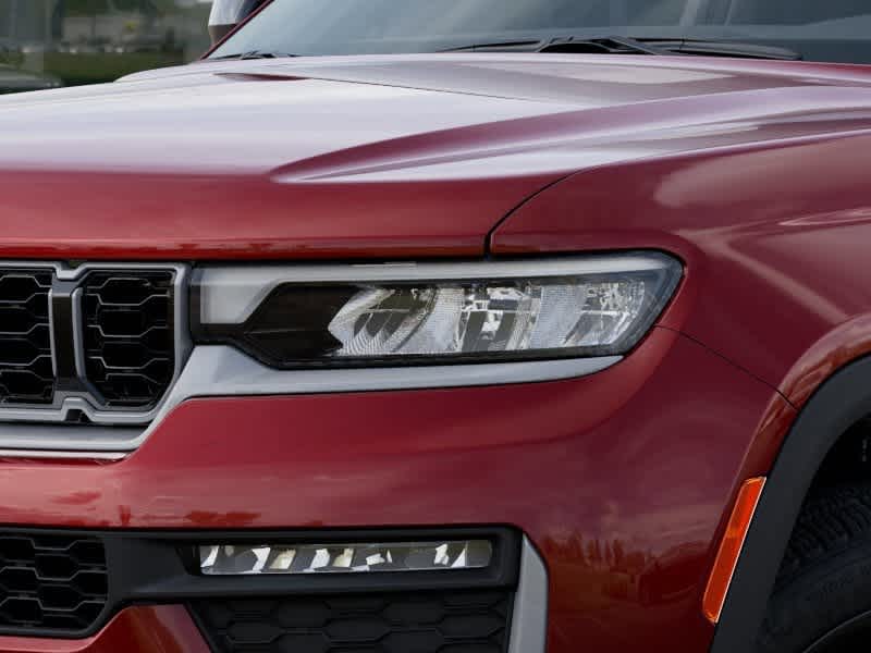 Thumbnail: 2026 Jeep Grand Cherokee - 10