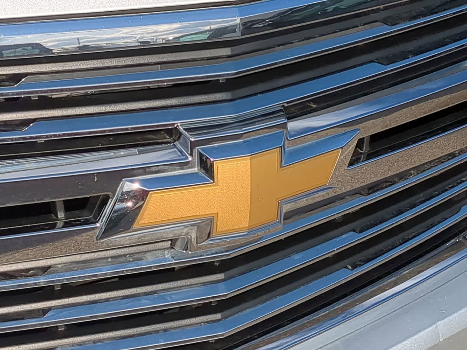 Thumbnail: 2020 Chevrolet Tahoe - 12