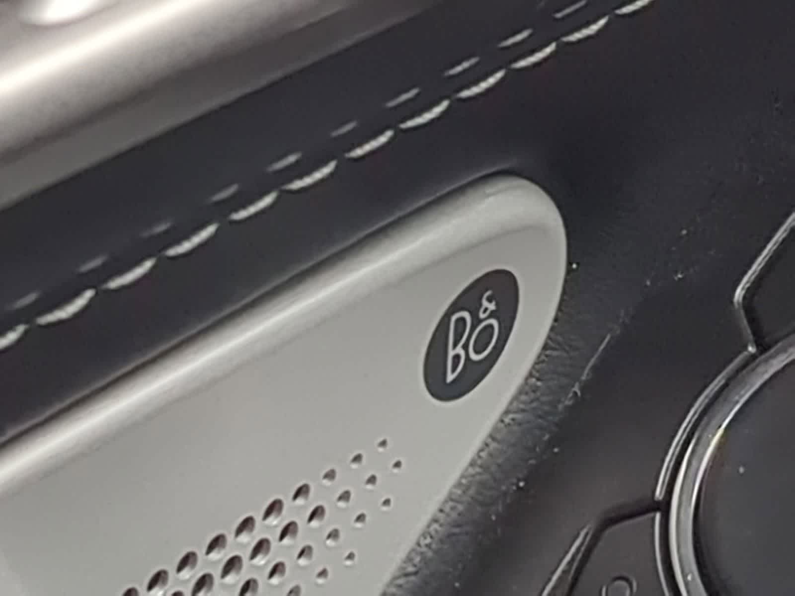 Thumbnail: 2022 Ford Explorer - 29