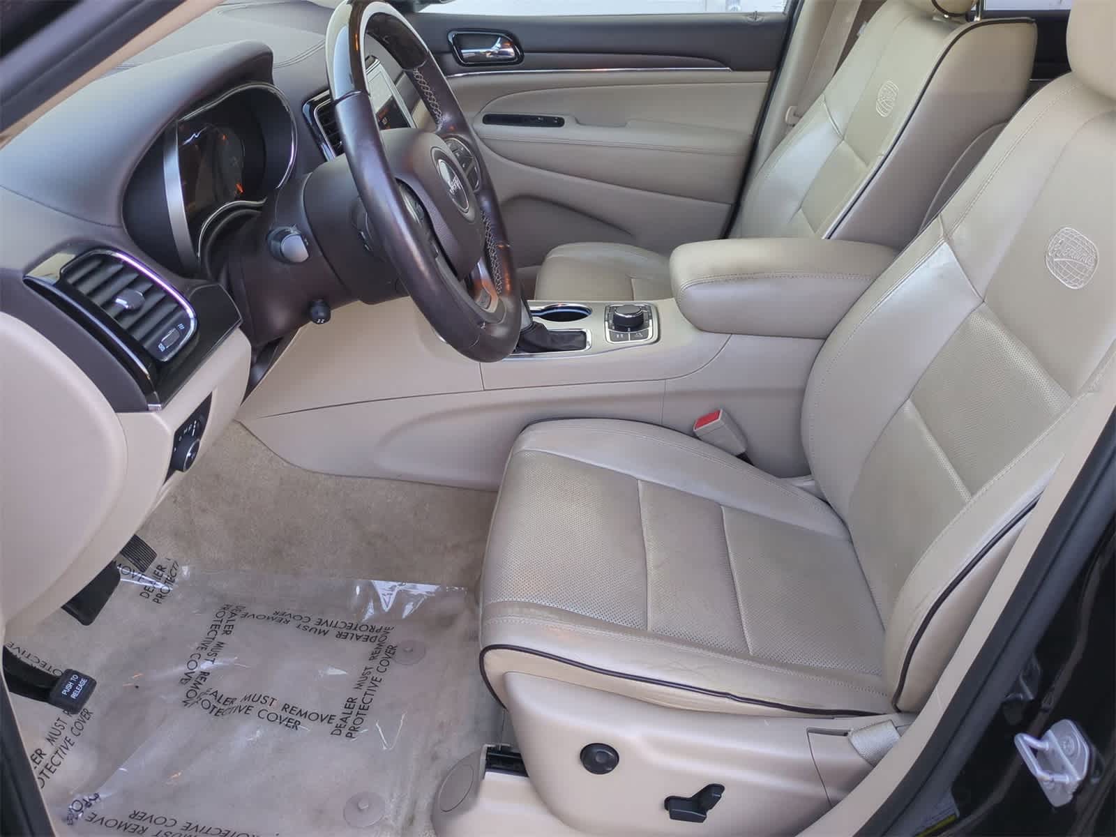 Thumbnail: 2019 Jeep Grand Cherokee - 16