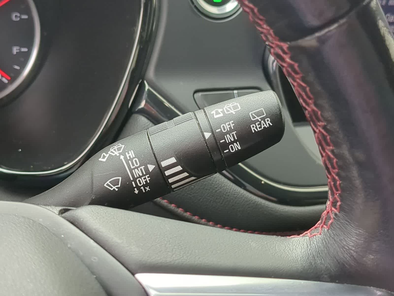 Thumbnail: 2020 Chevrolet Blazer - 25