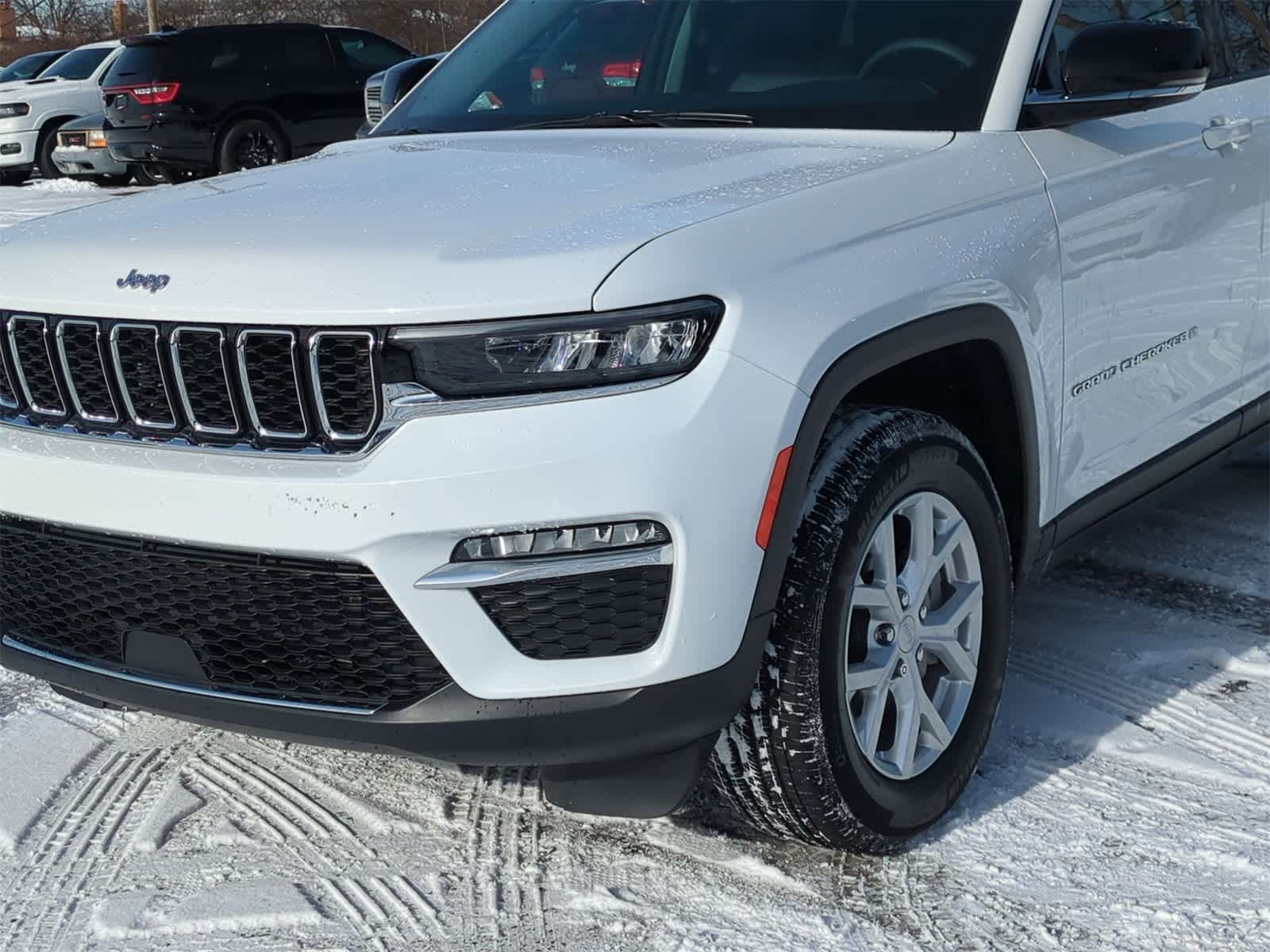 Thumbnail: 2023 Jeep Grand Cherokee - 11