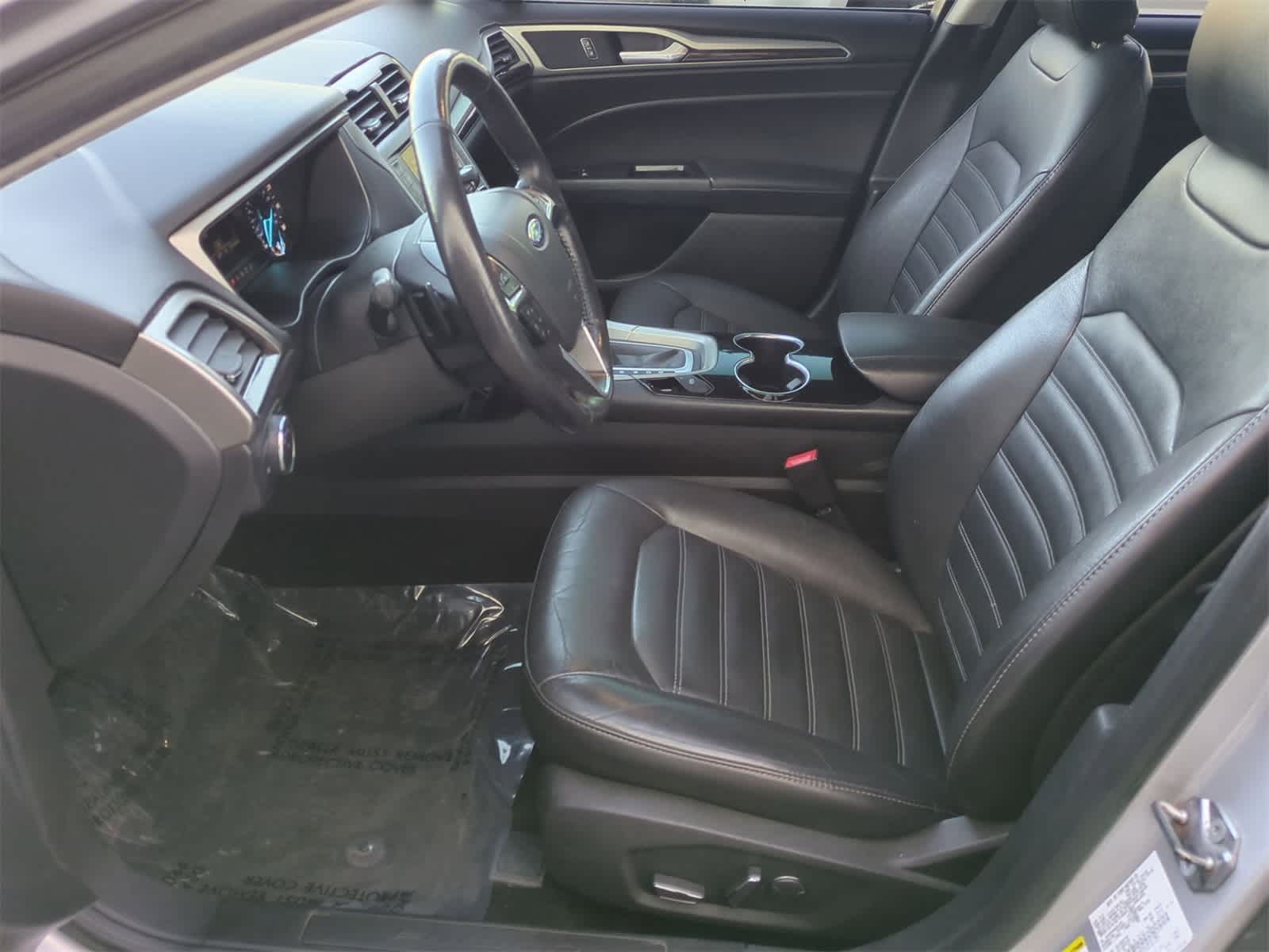 Thumbnail: 2016 Ford Fusion - 16