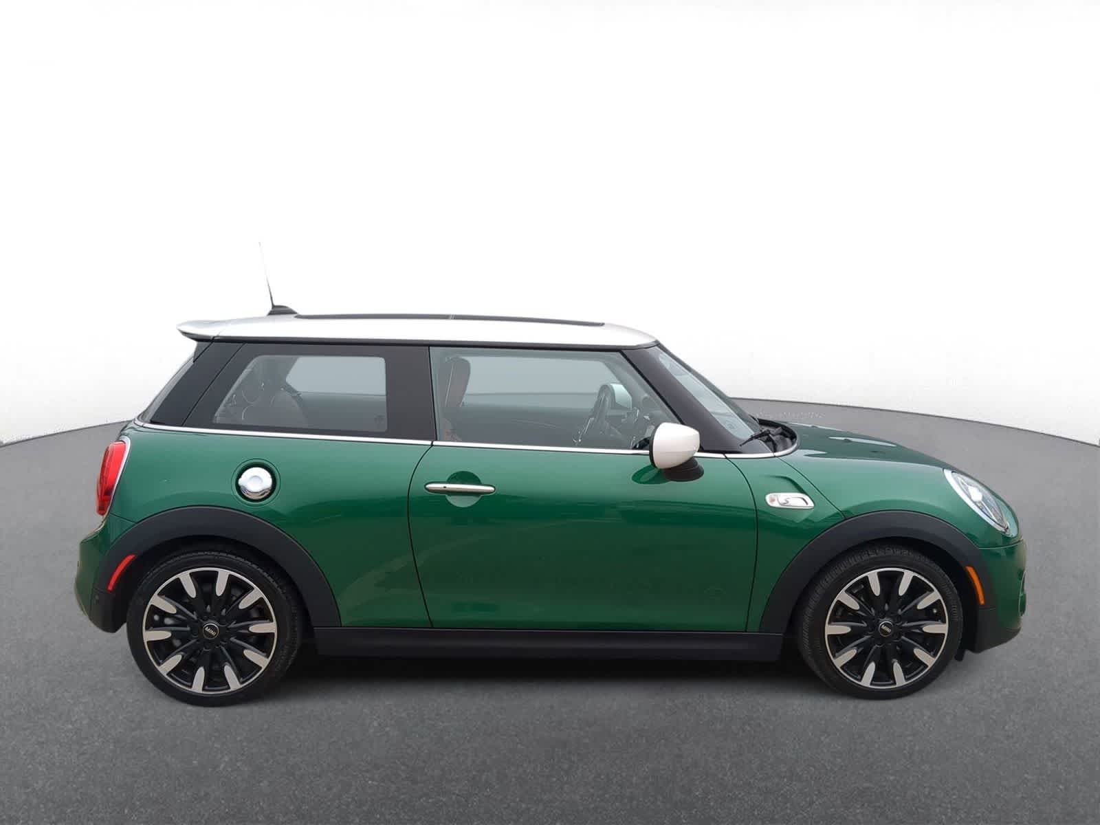 Thumbnail: 2021 MINI Cooper Hardtop - 9