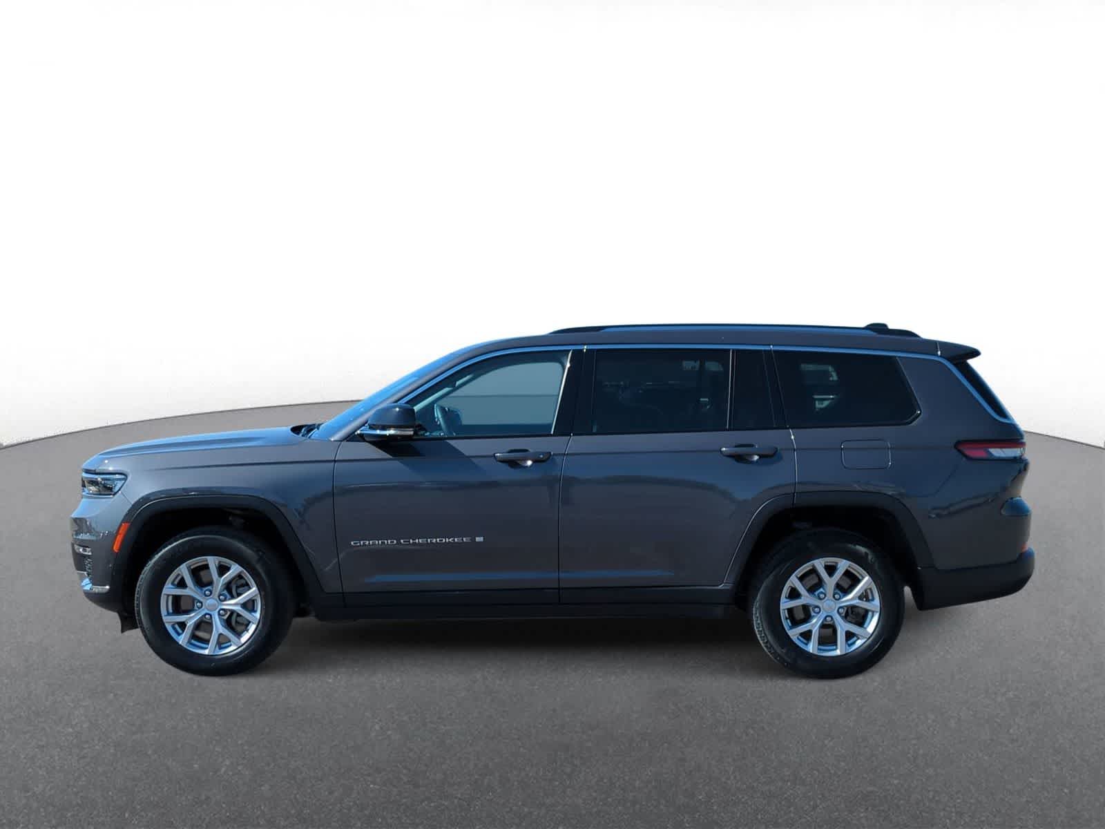 Thumbnail: 2023 Jeep Grand Cherokee L - 5