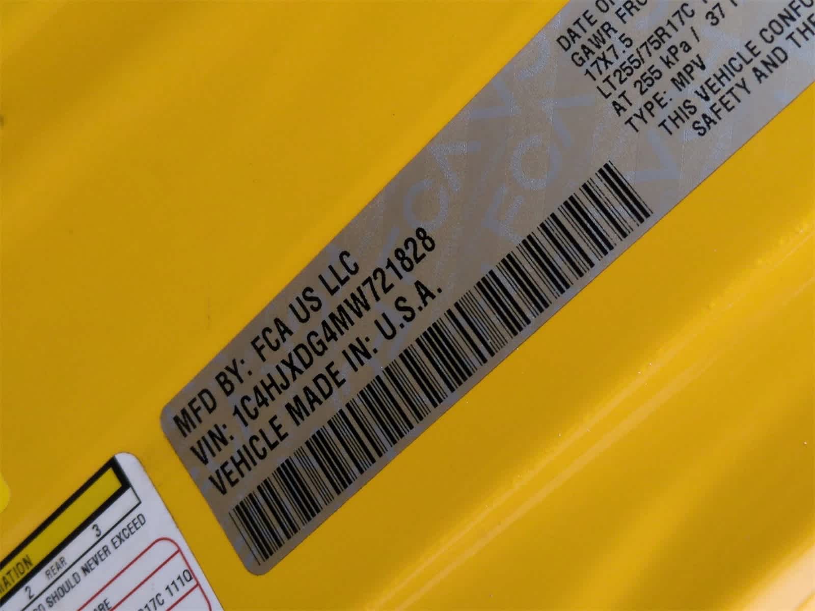 Thumbnail: 2021 Jeep Wrangler - 35