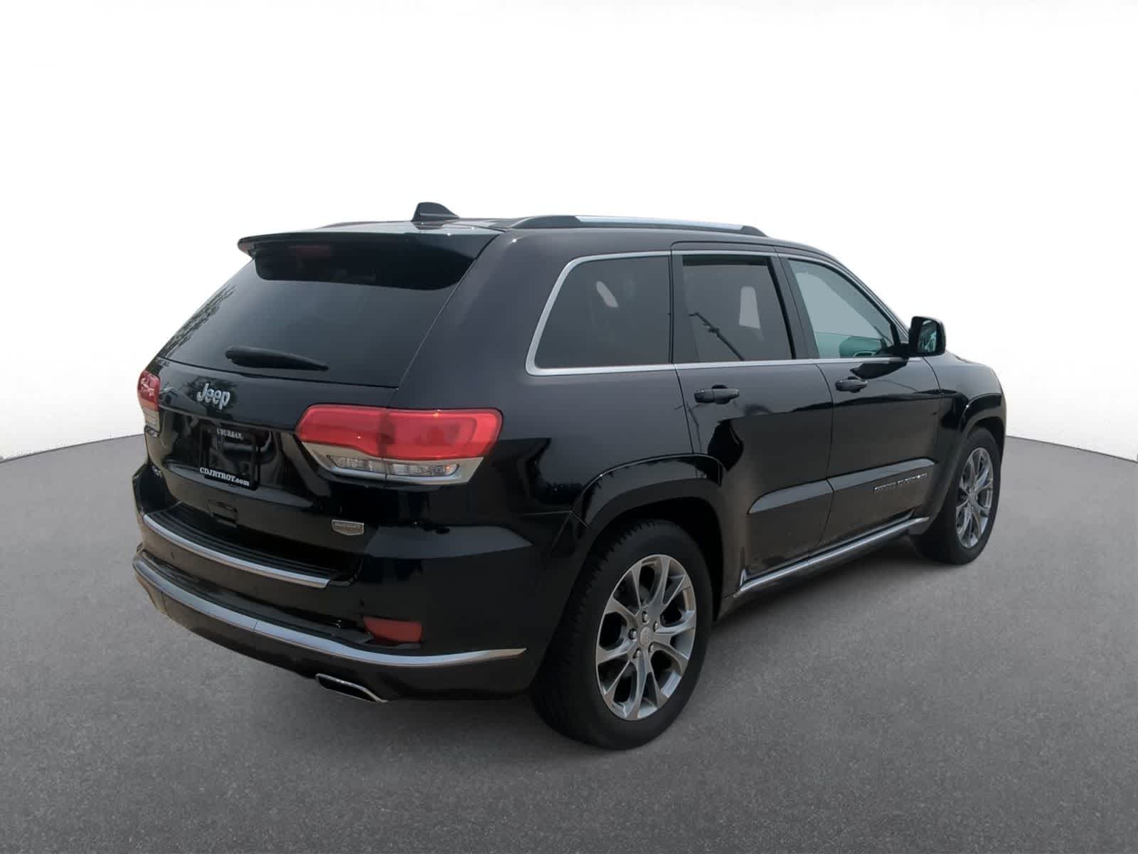 Thumbnail: 2019 Jeep Grand Cherokee - 8