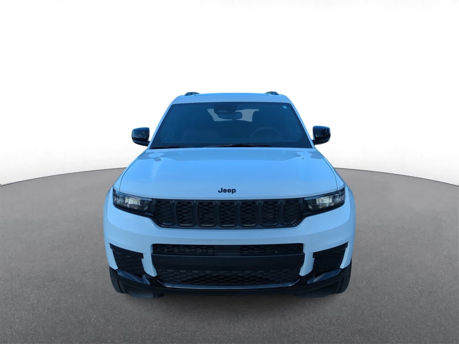 2023 Jeep Grand Cherokee Altitude X photo 2