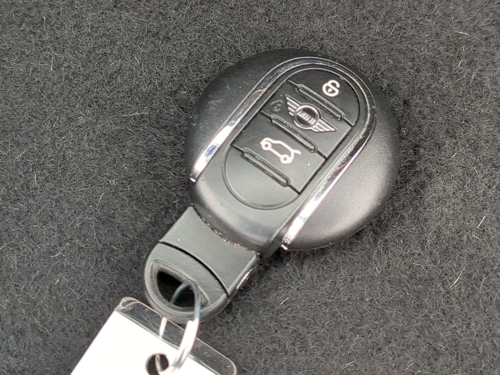 Thumbnail: 2021 MINI Cooper Hardtop - 39