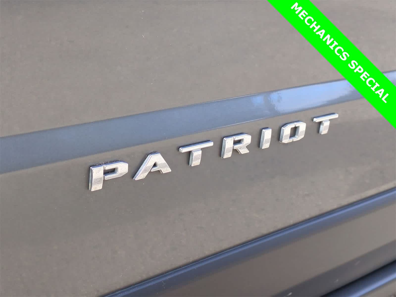Thumbnail: 2012 Jeep Patriot - 13