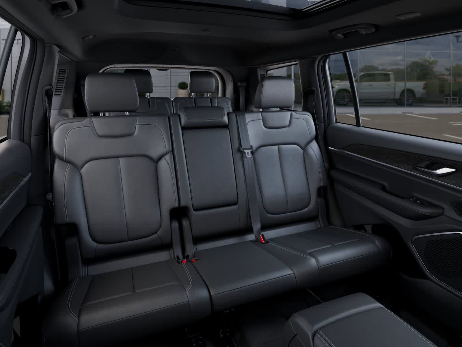 Thumbnail: 2026 Jeep Grand Cherokee L - 15
