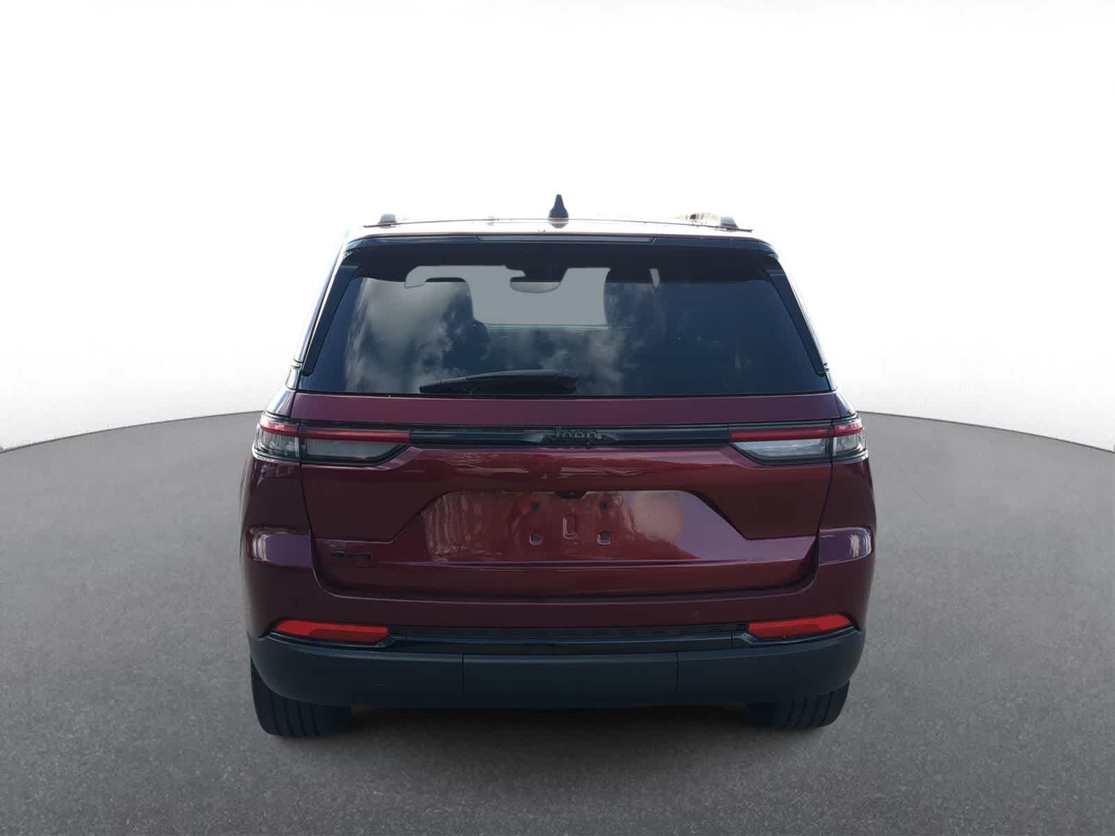 Thumbnail: 2023 Jeep Grand Cherokee - 7