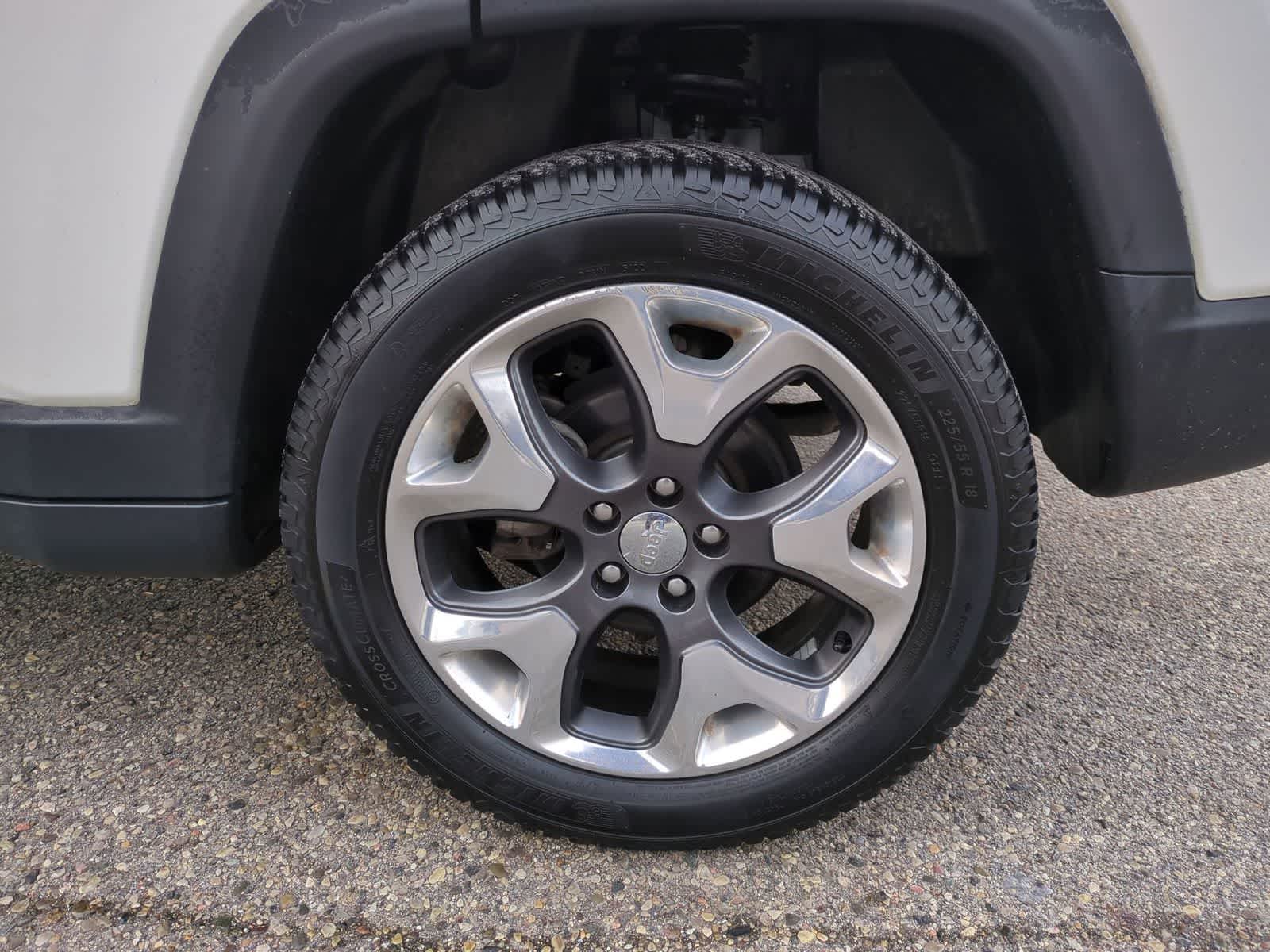 Thumbnail: 2018 Jeep Compass - 14