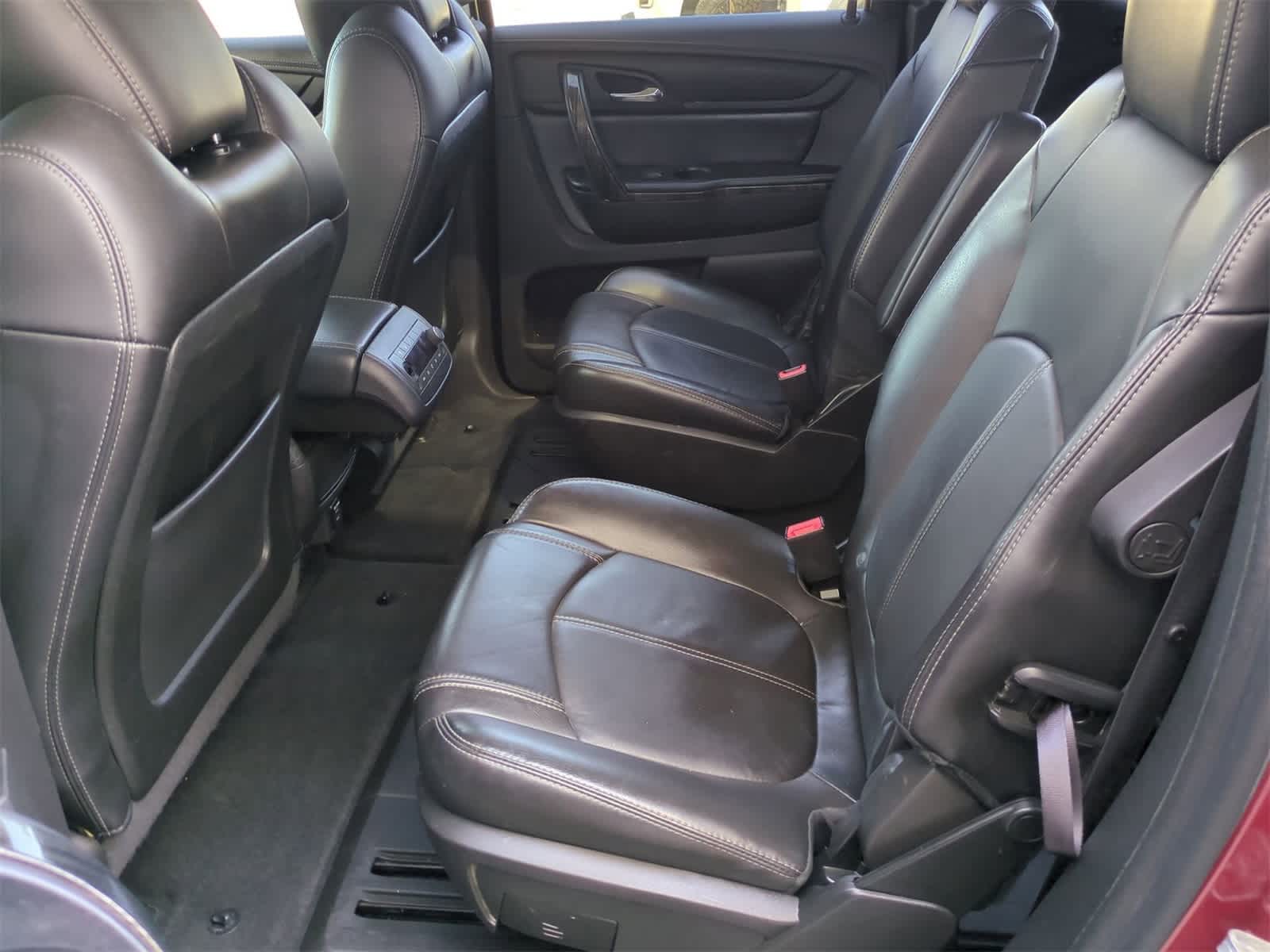 Thumbnail: 2014 GMC Acadia - 18