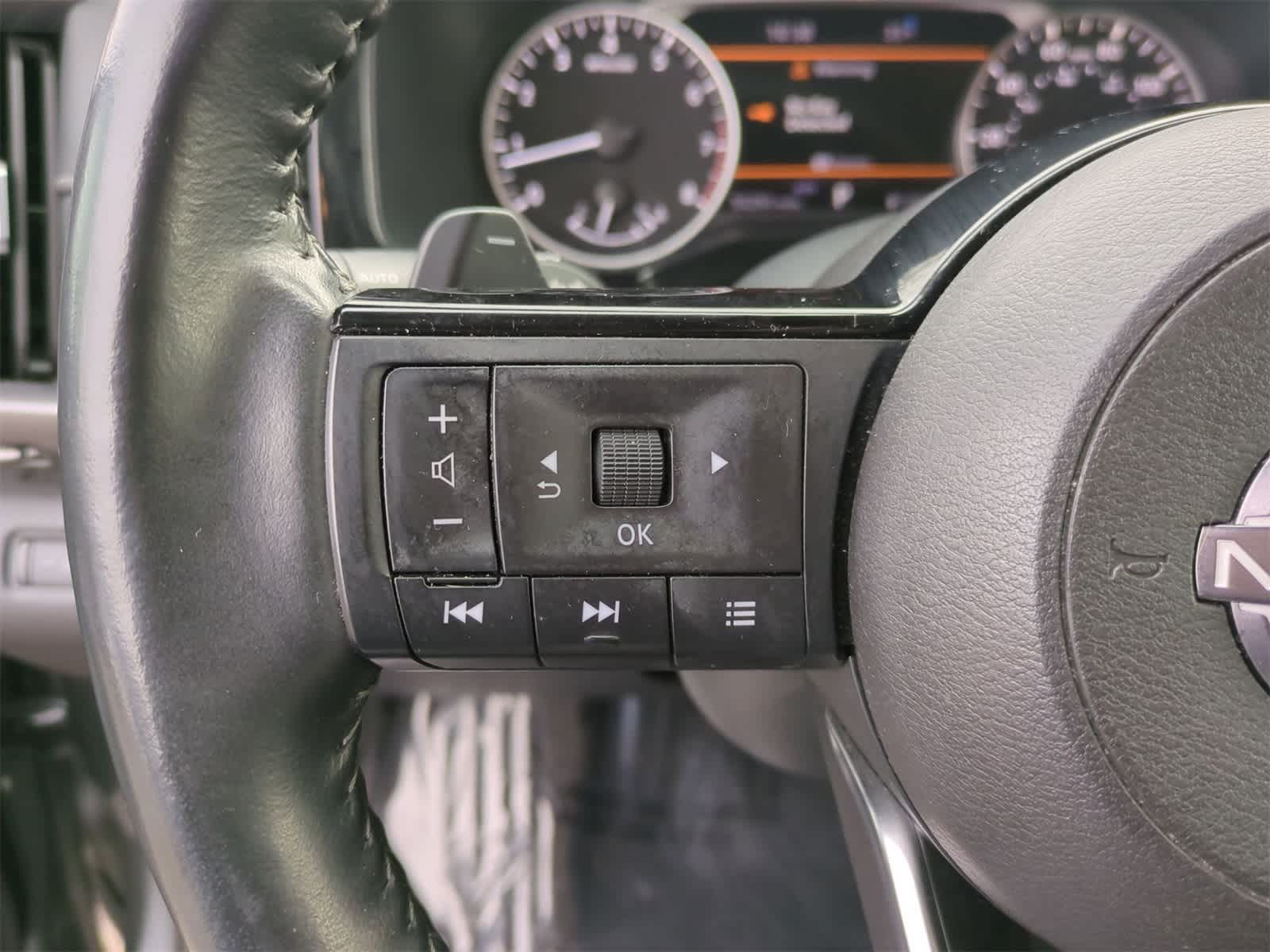 Thumbnail: 2023 Nissan Pathfinder - 22