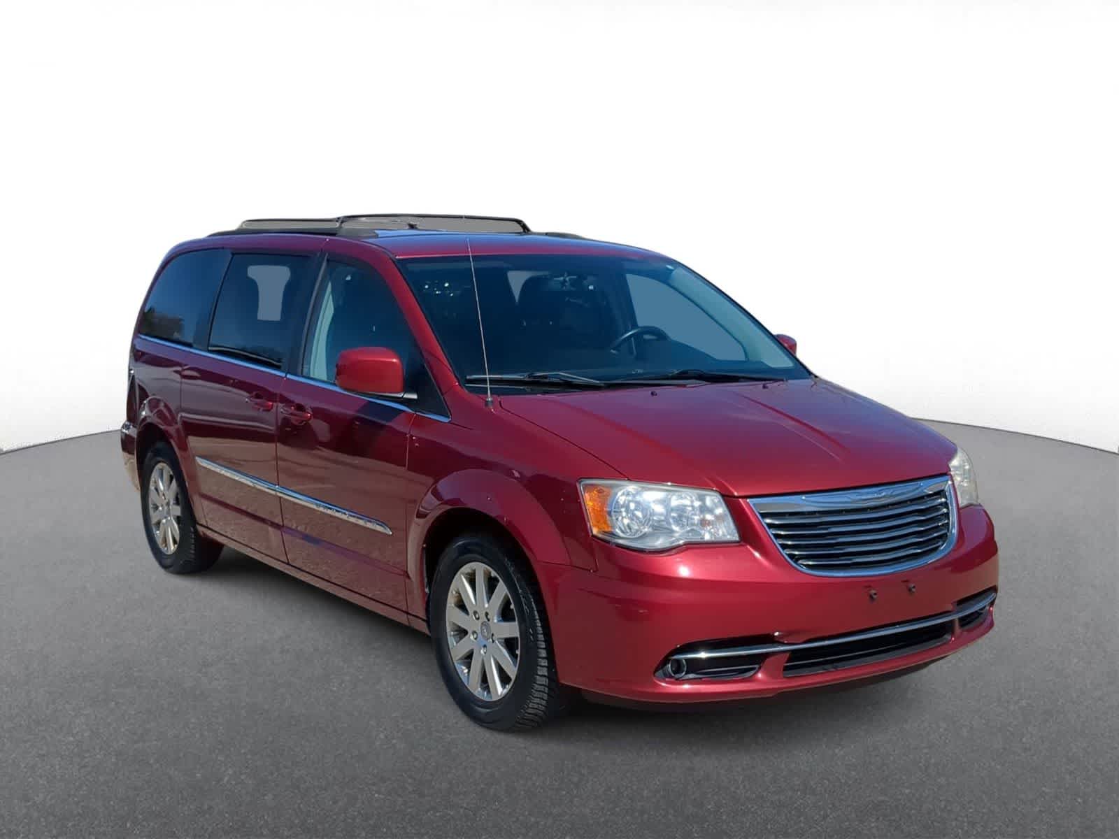 Used 2014 Chrysler Town & Country Touring with VIN 2C4RC1BG3ER444730 for sale in Troy, MI