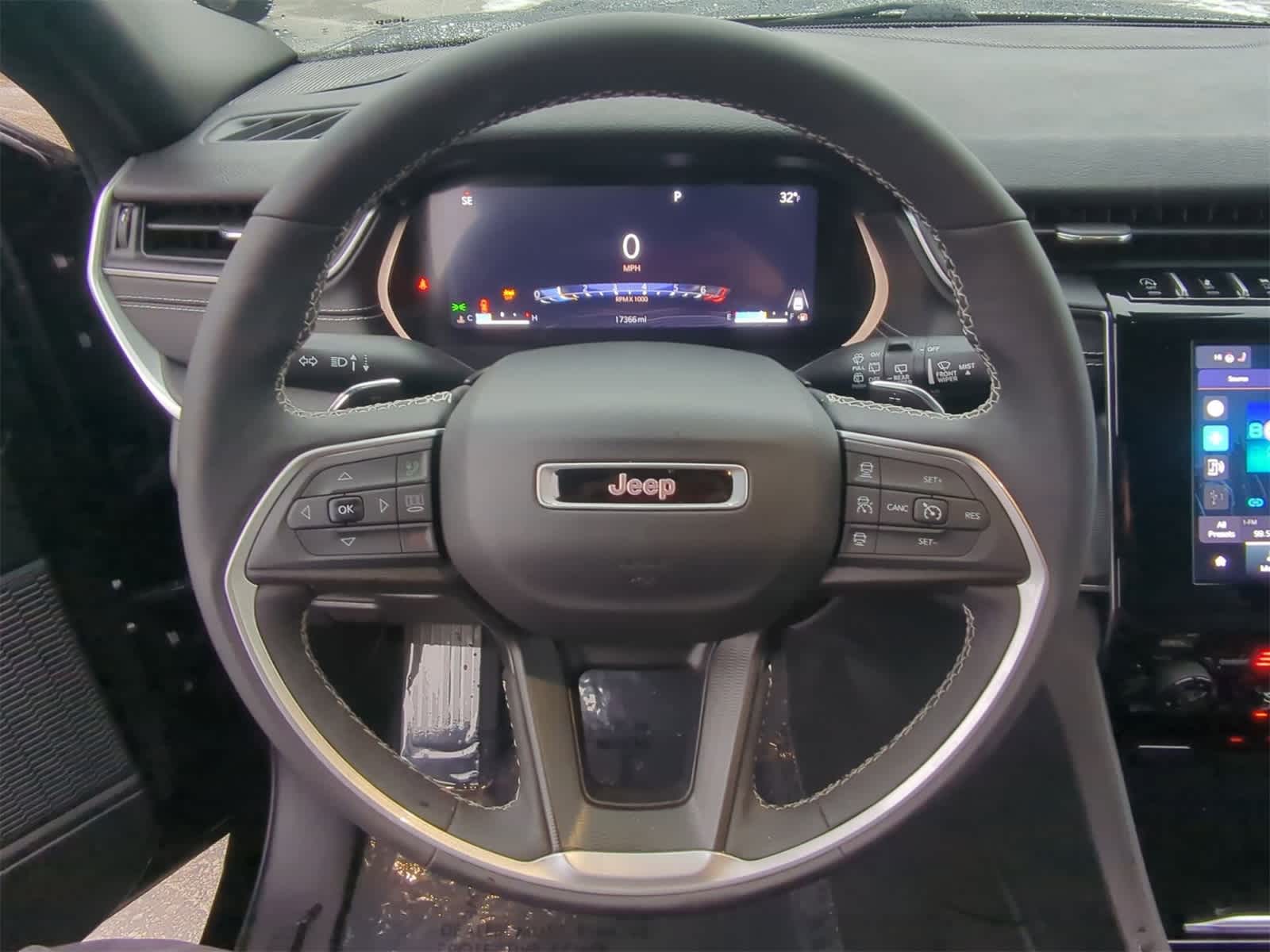 Thumbnail: 2024 Jeep Grand Cherokee - 30