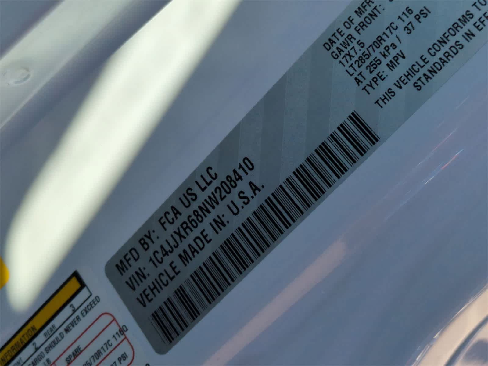 Thumbnail: 2022 Jeep Wrangler - 35