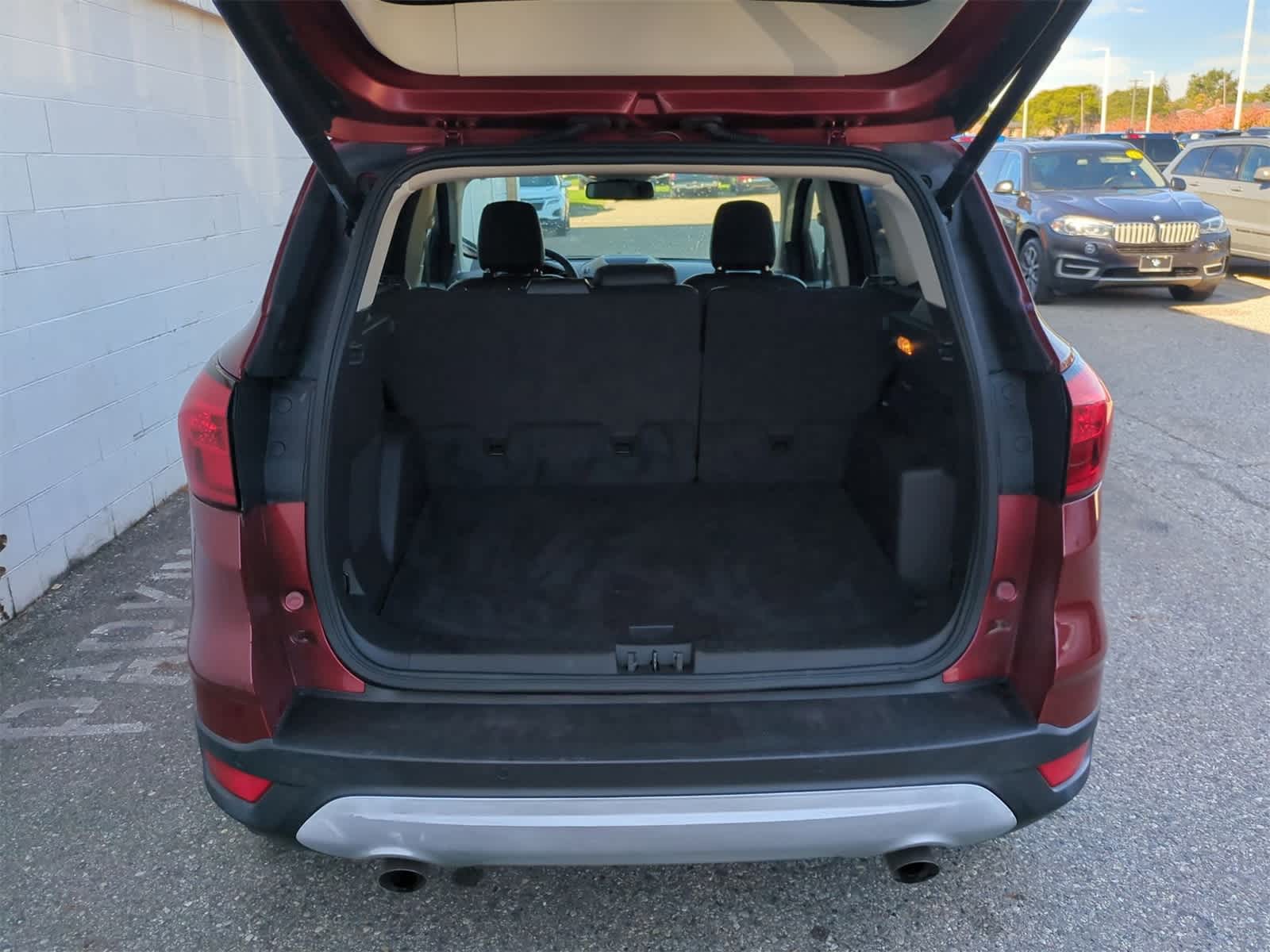 Thumbnail: 2019 Ford Escape - 33