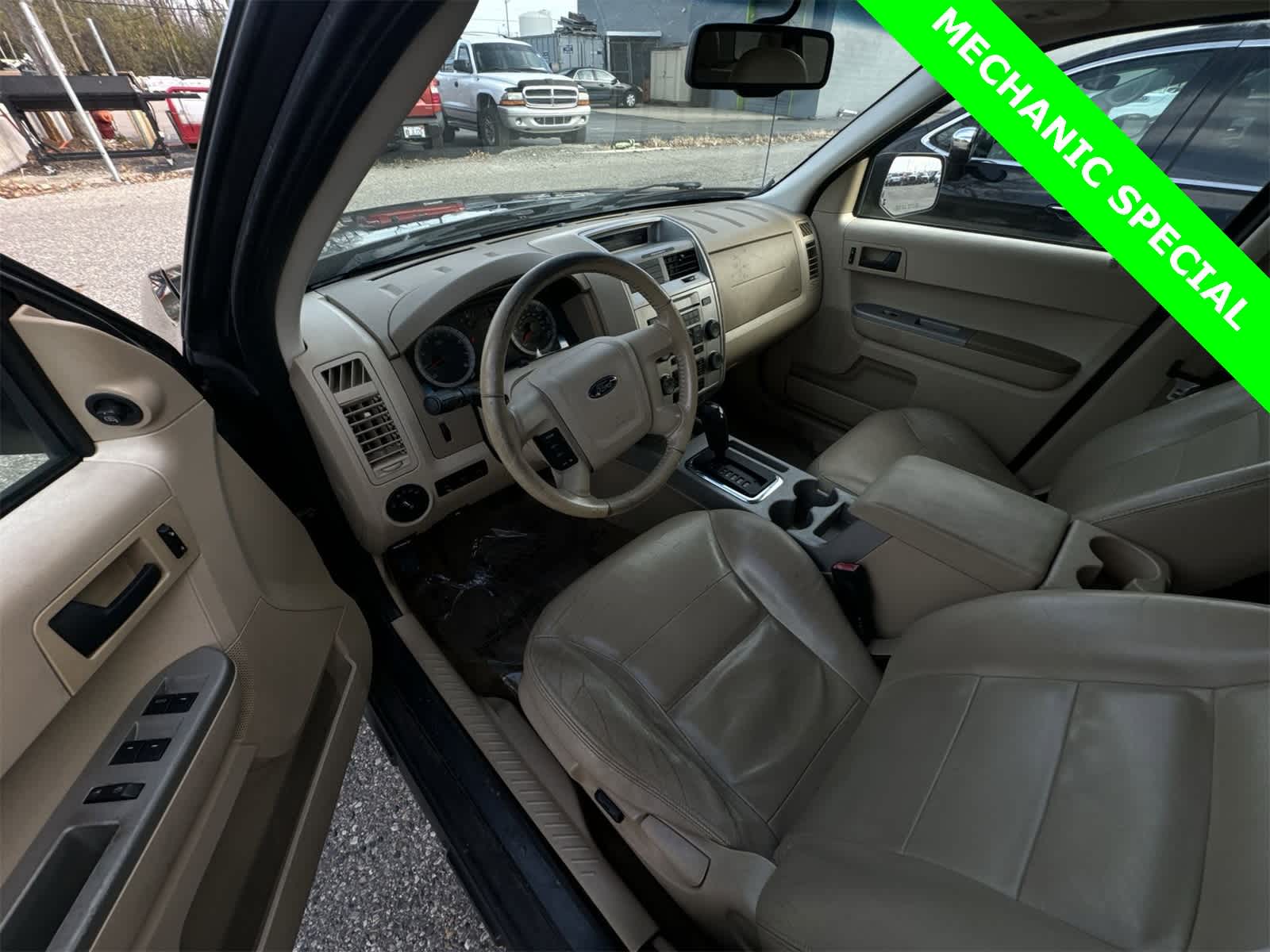 Thumbnail: 2008 Ford Escape - 10