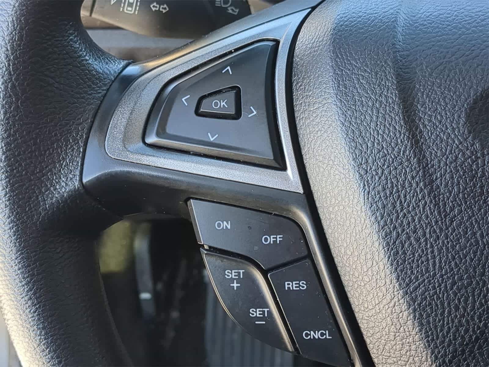 Thumbnail: 2020 Ford Fusion - 30