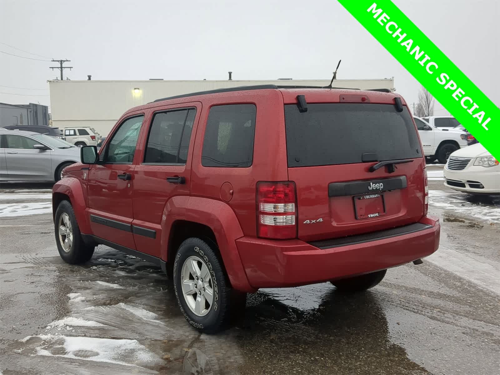 Thumbnail: 2010 Jeep Liberty - 12