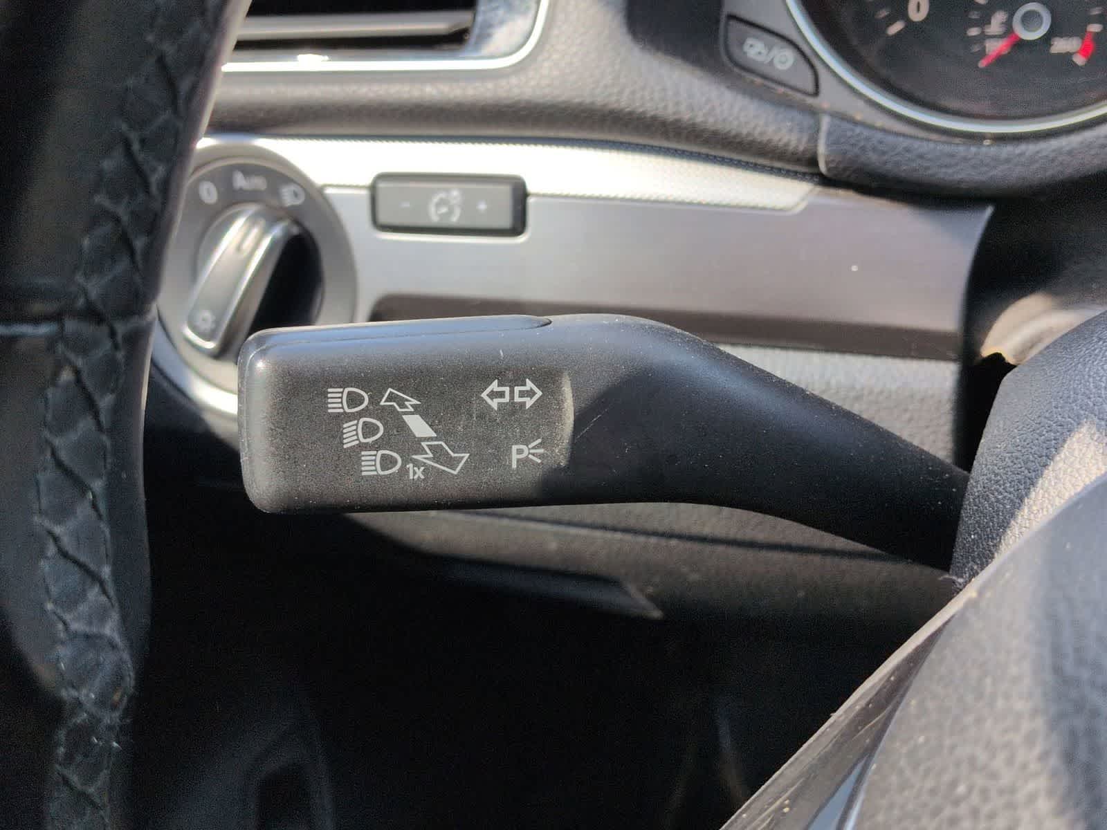 Thumbnail: 2018 Volkswagen Passat - 27