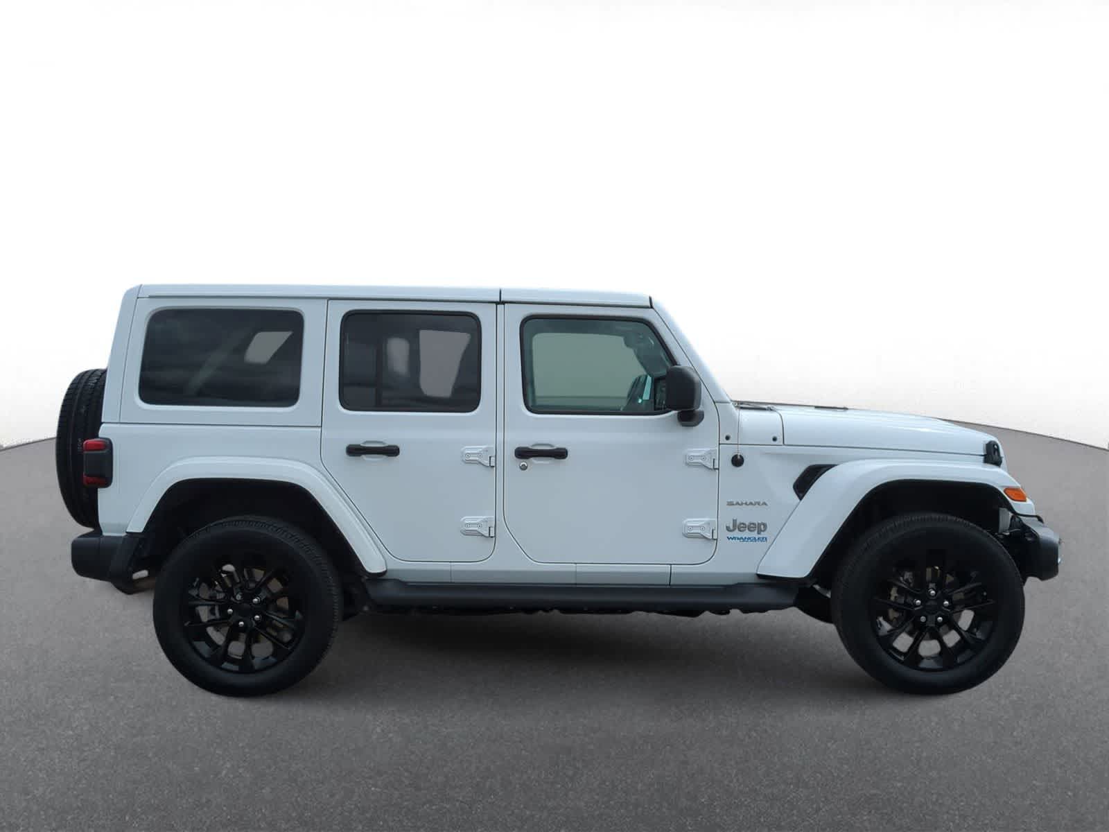 Thumbnail: 2021 Jeep Wrangler - 9
