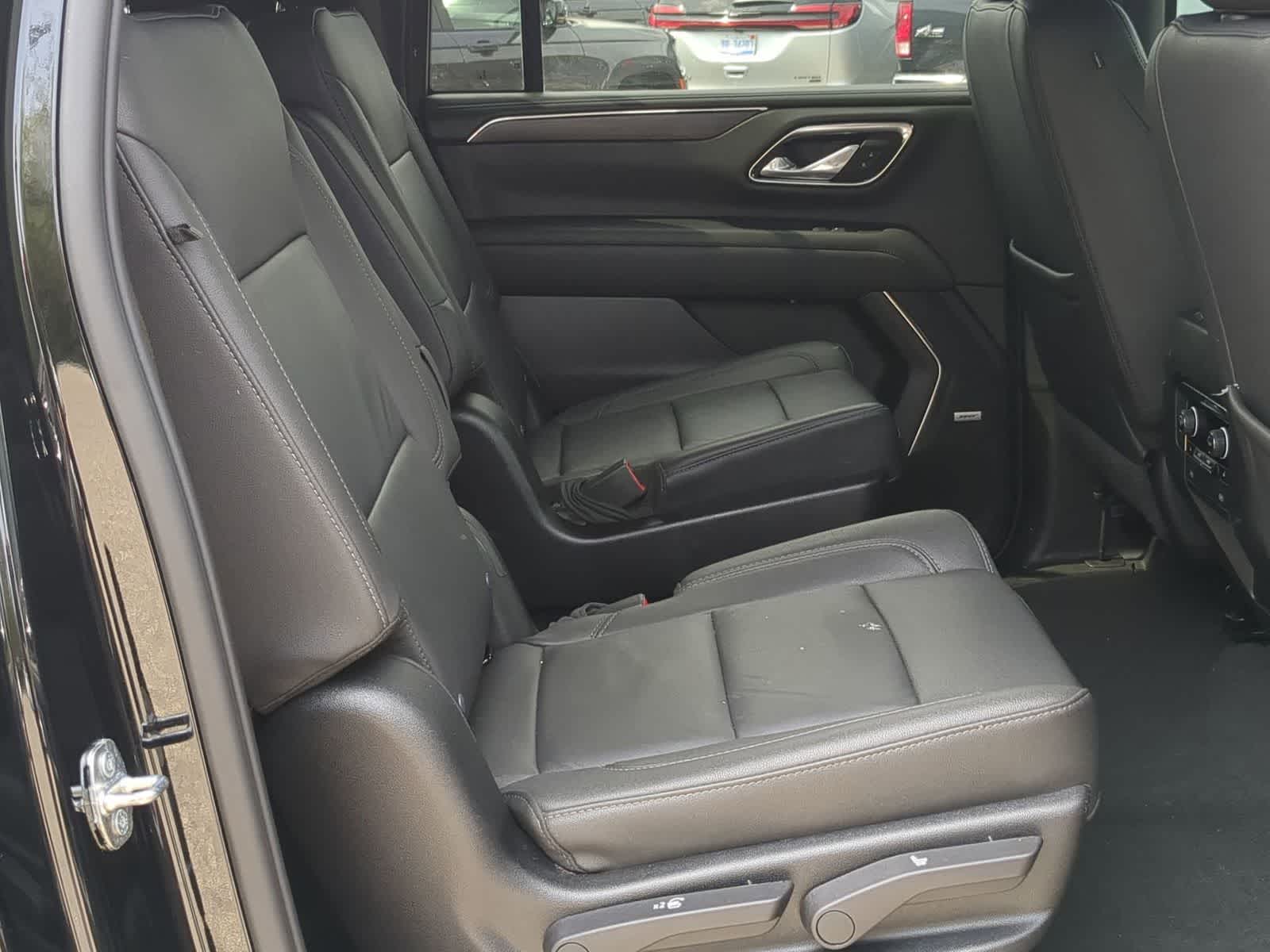 Thumbnail: 2024 Chevrolet Suburban - 20