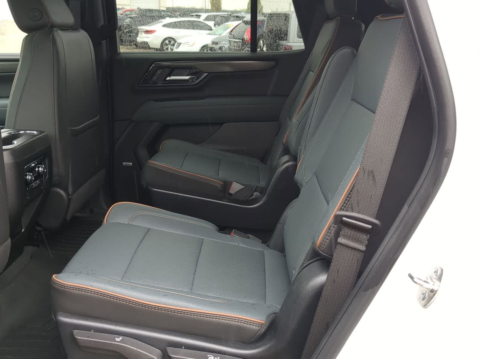 Thumbnail: 2025 GMC Yukon - 19