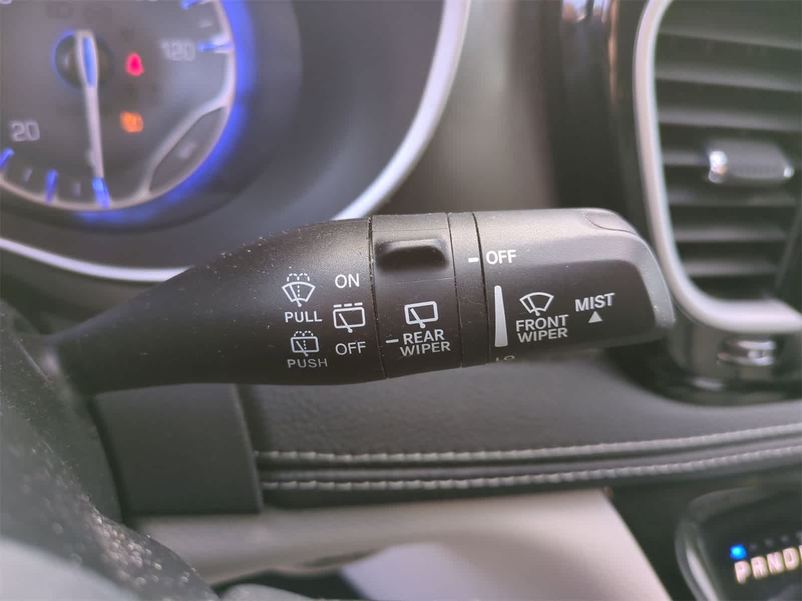 Thumbnail: 2023 Chrysler Pacifica - 25