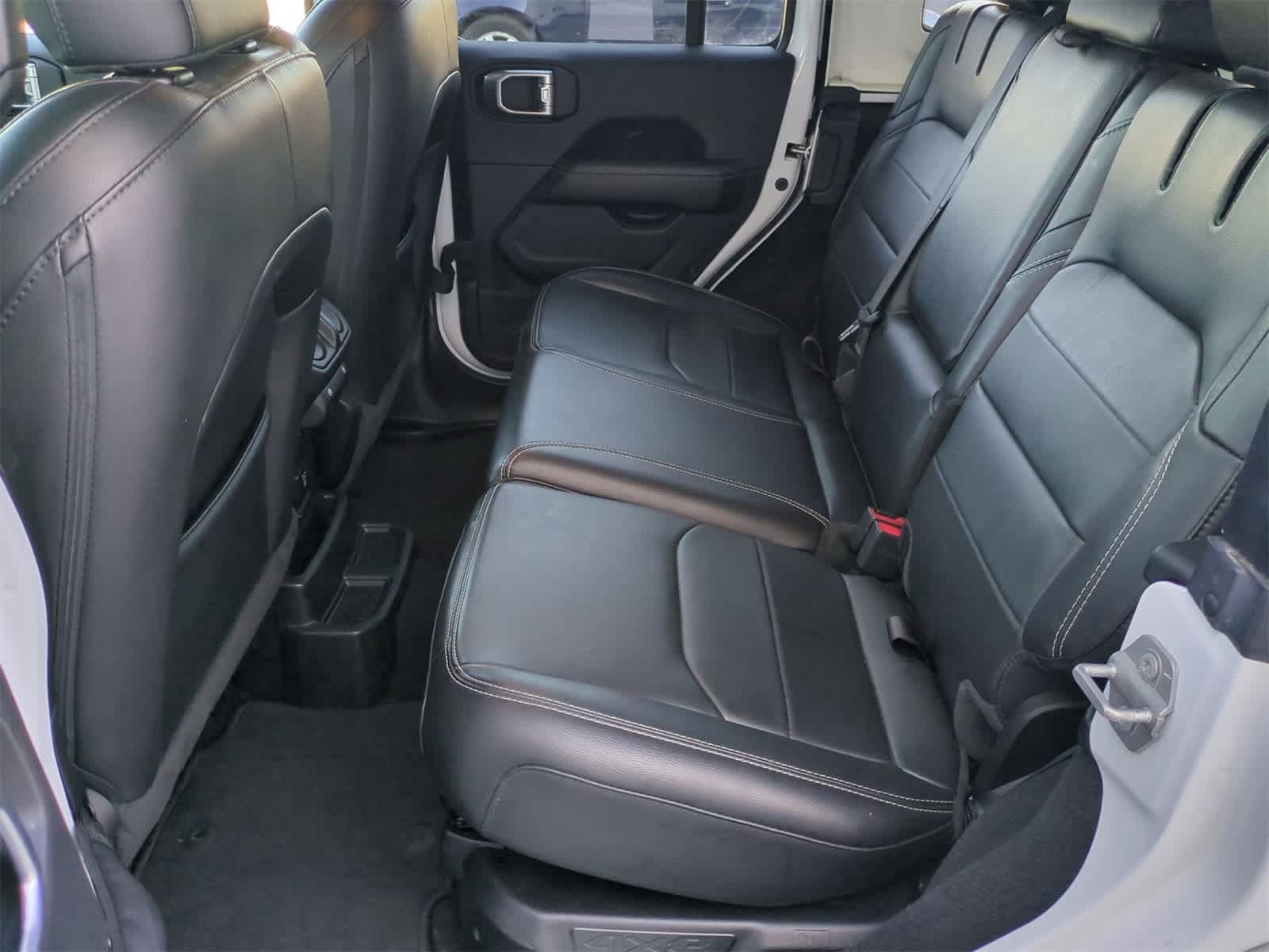 Thumbnail: 2023 Jeep Wrangler - 18