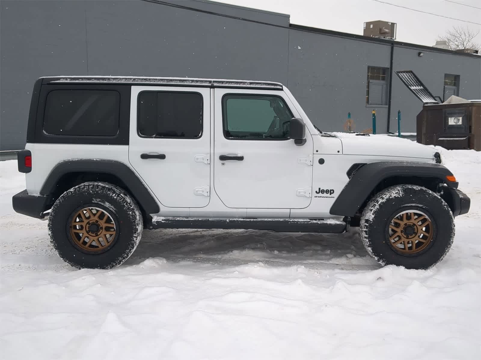 Thumbnail: 2026 Jeep Wrangler - 15