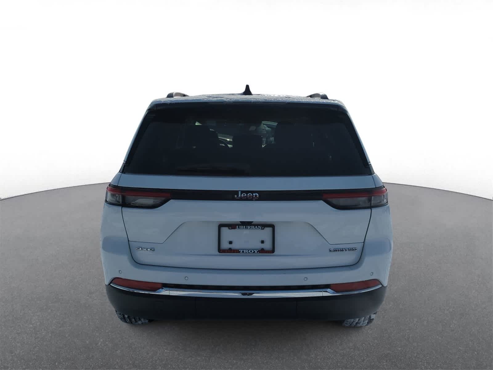 Thumbnail: 2023 Jeep Grand Cherokee - 7