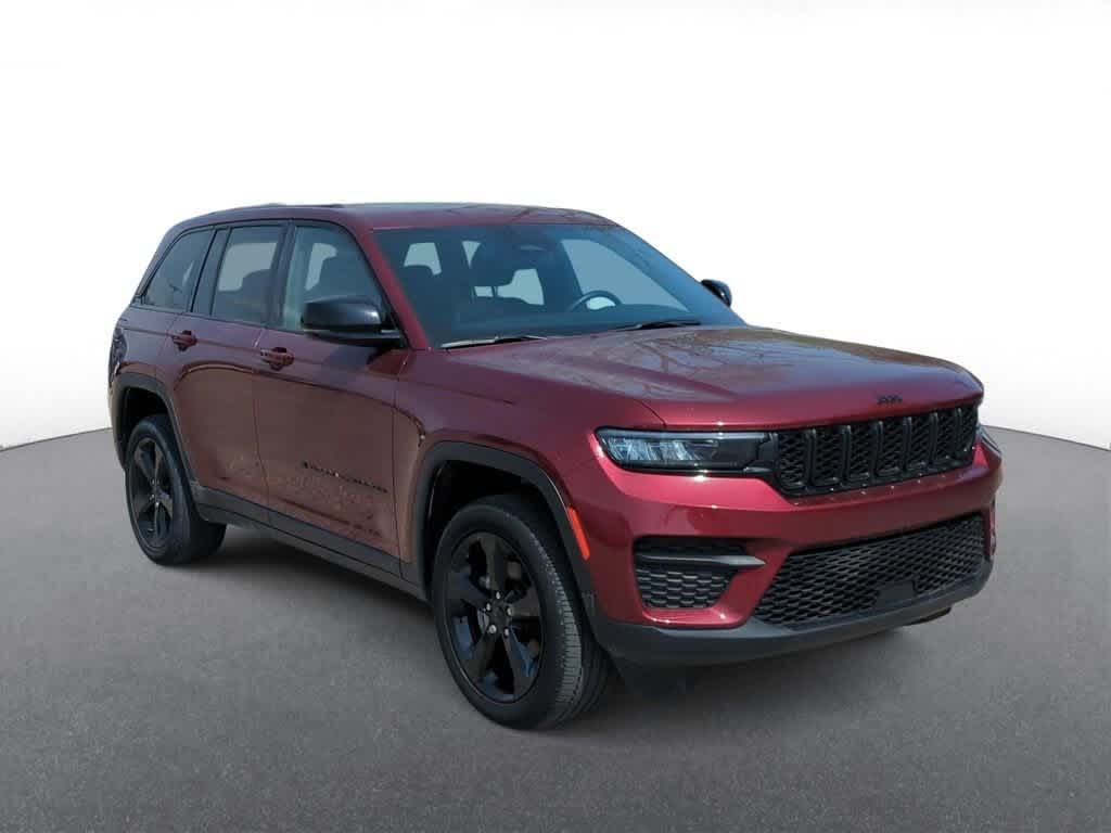 Certified 2022 Jeep Grand Cherokee Altitude with VIN 1C4RJHAG4N8610815 for sale in Troy, MI
