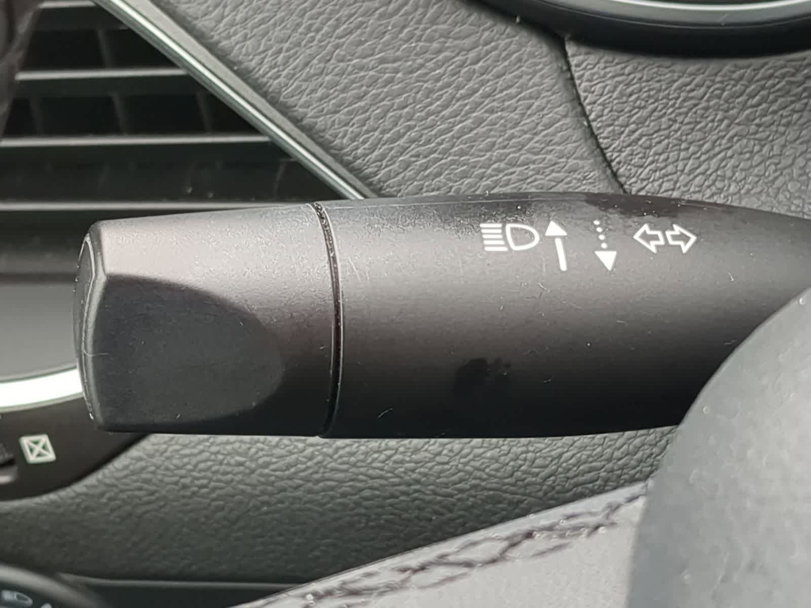 Thumbnail: 2022 Jeep Cherokee - 26