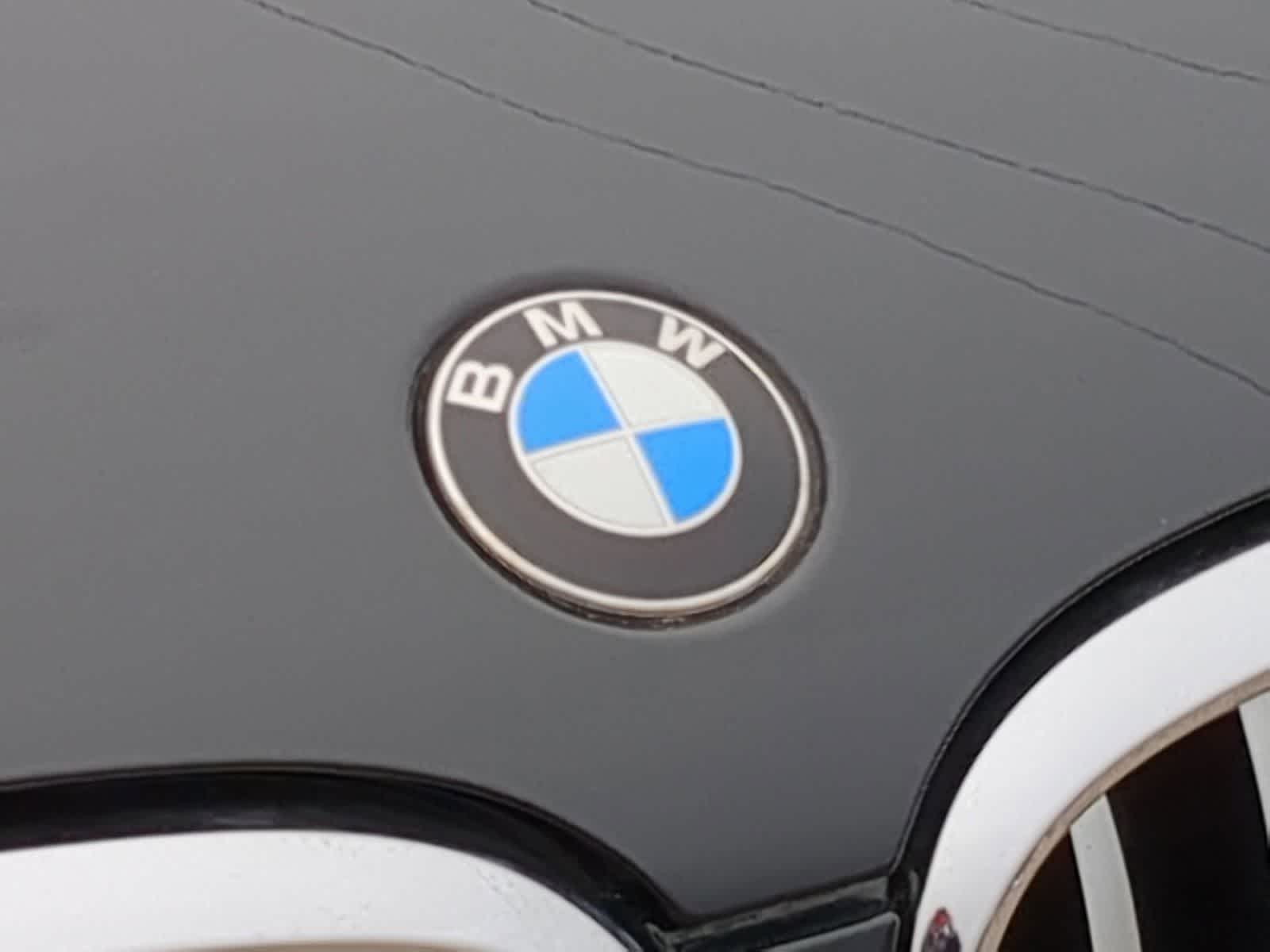 Thumbnail: 2019 BMW X4 - 19