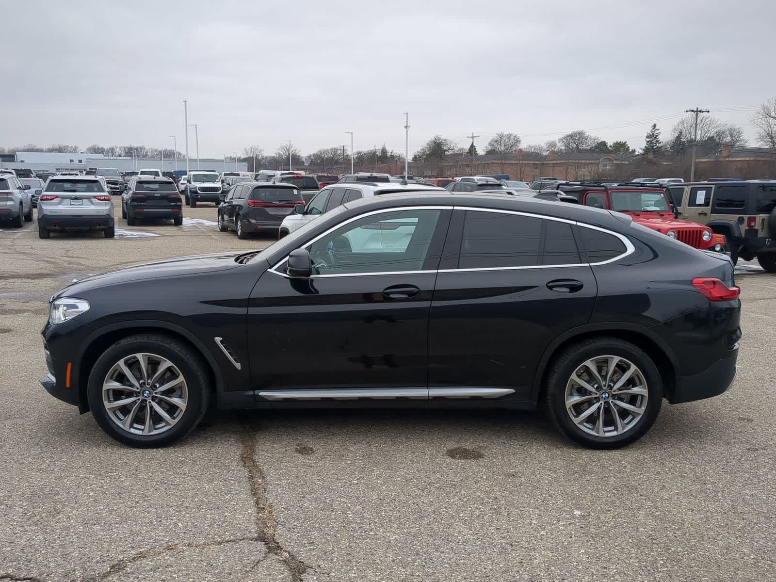 Thumbnail: 2019 BMW X4 - 11