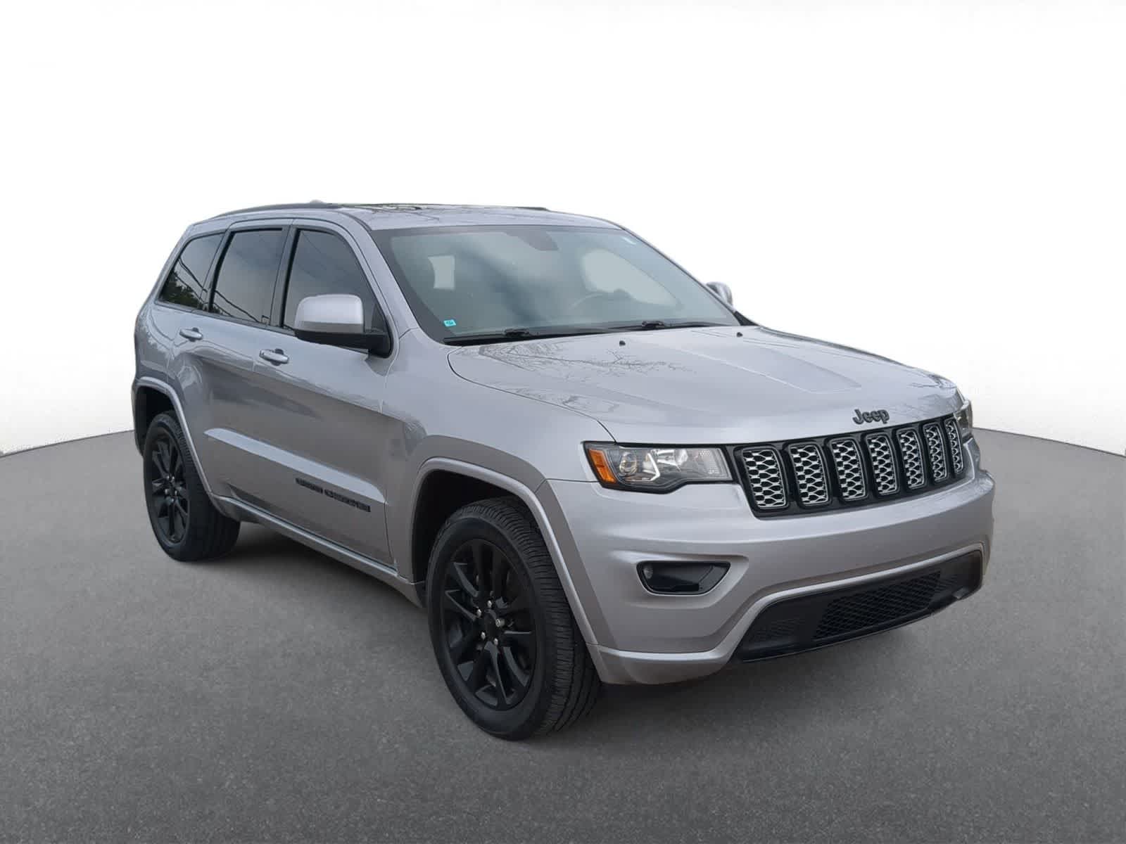 Thumbnail: 2020 Jeep Grand Cherokee - 2