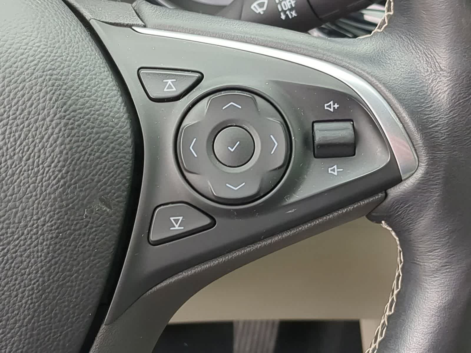 Thumbnail: 2018 Buick Regal - 24