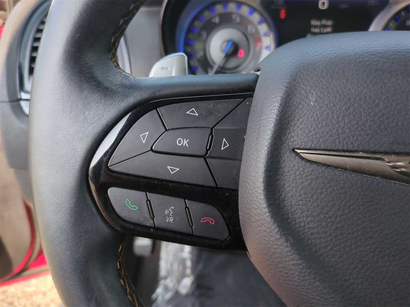 Thumbnail: 2017 Chrysler 300 - 21