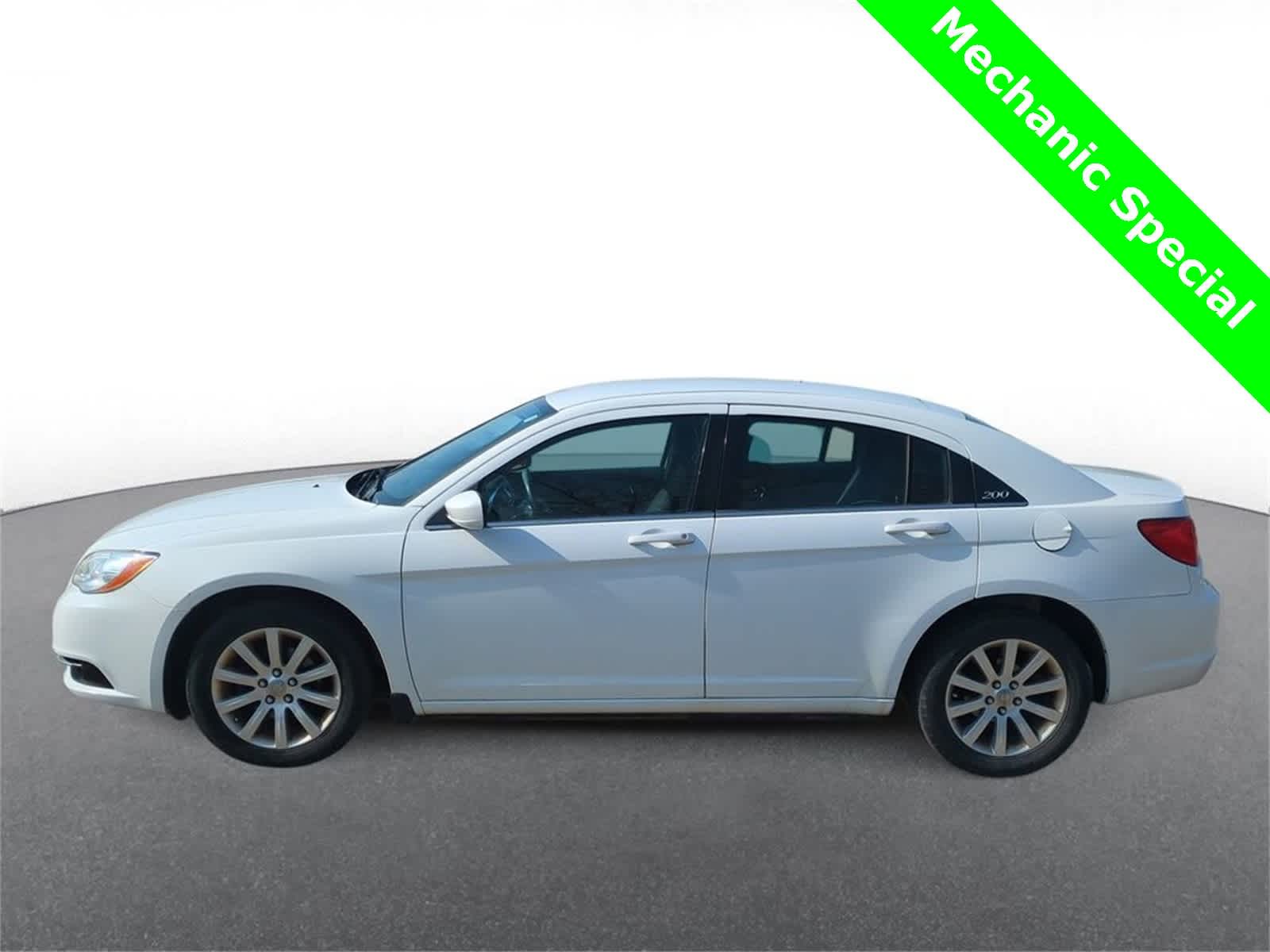 Thumbnail: 2012 Chrysler 200 - 5